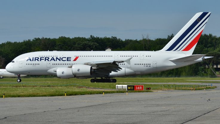 Air France, Caracas seferlerini askıya aldı 