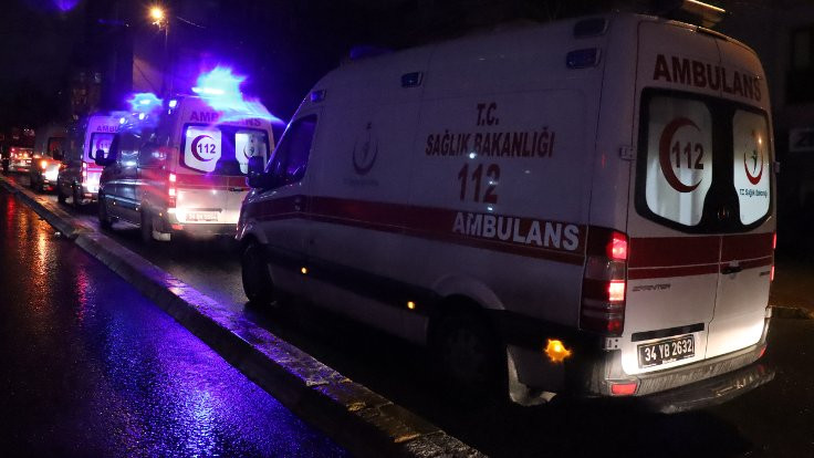 Bağcılar'da yangın: 21 kişi hastaneye kaldırıldı