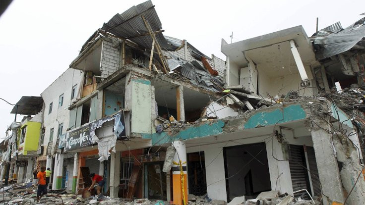 Ekvador’da 7.7'lik deprem