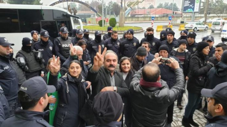 HDP vekilleri 'Leyla Güven'in evine ulaştı: Açlık grevleri yayılıyor