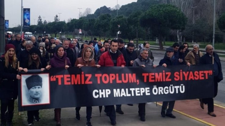 Anıtkabir'e yürüyorlar: CHP'lilerden Ali Kılıç'ın adaylığına tepki