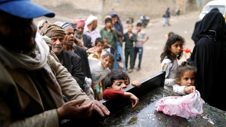 Yemen'de 4 milyon insanı doyuracak gıda depolarda çürüyor