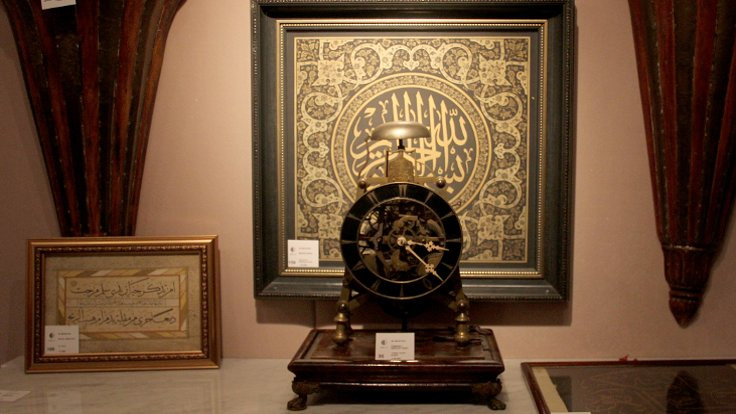 1908 tarihli Osmanlı İskelet Saati 100 bin liraya satıldı