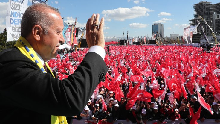 Erdoğan: Temeli olmayan Sezai hakaret ediyor