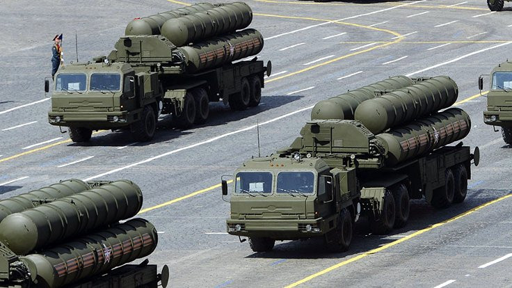 Kremlin'den Çavuşoğlu'nun 'İkinci S-400 alabiliriz' açıklamasına 'olumlu' yanıt