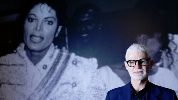 Tartışmalı Michael Jackson sergisi açıldı