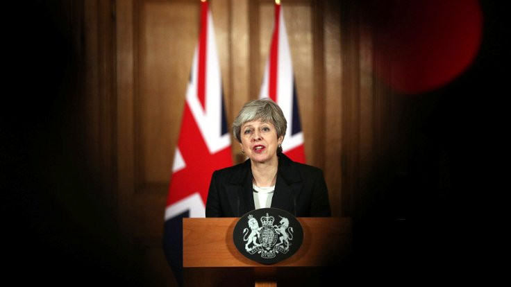 İngiltere Başbakanı Theresa May'den parlamentoya Brexit suçlaması