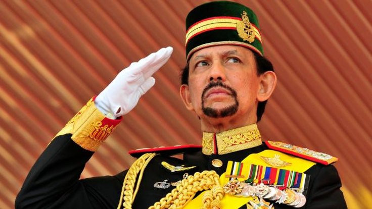 Brunei'de şeriat yasaları yürürlükte: LGBTİ'lere recm cezası getirildi
