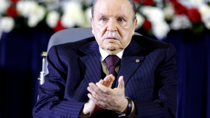 Cezayir'de Cumhurbaşkanı Buteflika istifa etti