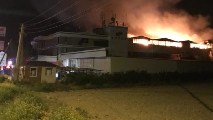  Denizli'de tekstil fabrikasında yangın
