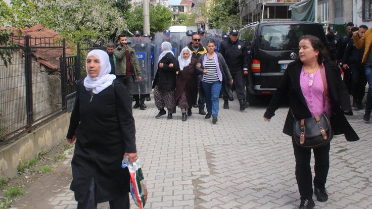 Kocaeli Valiliği'nden Gebze'deki anneler darp açıklaması: Gösteri izinsizdi