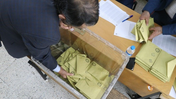 AK Parti'nin başvurusu kabul edildi: Sarıyer'de oylar yeniden sayılacak