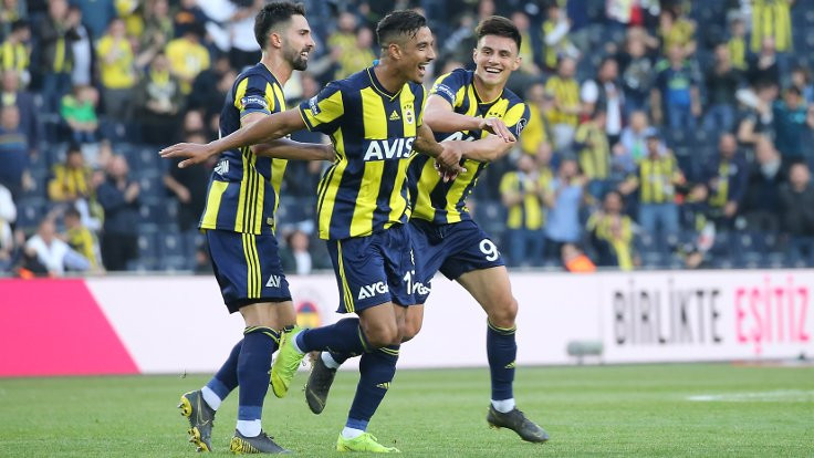 Fenerbahçe kazandı, Akhisarspor küme düştü