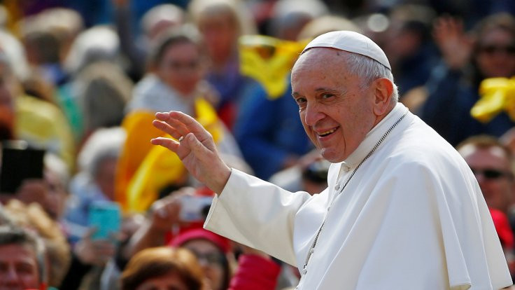 Papa'dan kuaförlere: Dedikodu yapmayın!