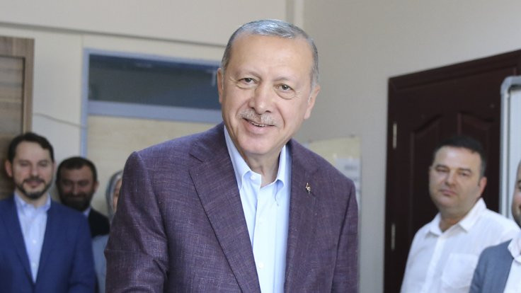Erdoğan: Yeni bir dönemin eşiğindeyiz