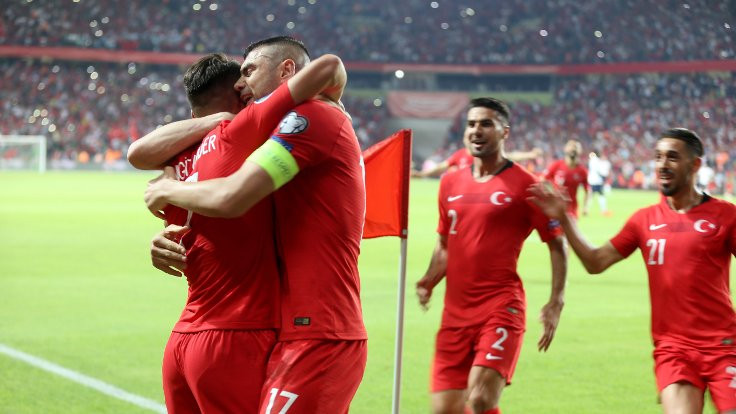 Kaan ve Cengiz'in golleriyle Türkiye: 2 - Fransa: 0