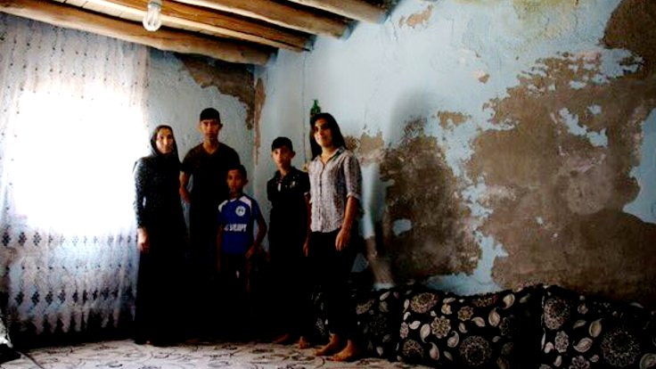 Silopi'de 5 çocuğuyla yaşadığı harabe evden destek bekliyor