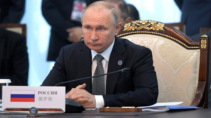 Putin, Rusya'yı vizesiz ziyaret edebilecek Türk vatandaşlarının kapsamını genişletti