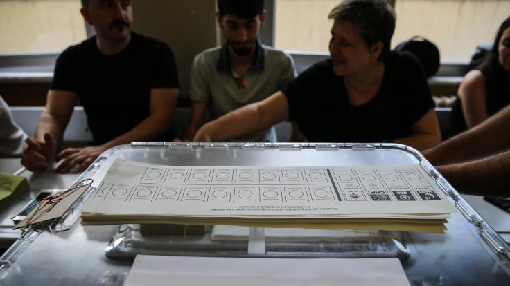 İstanbul seçiminde sandıklar kapandı
