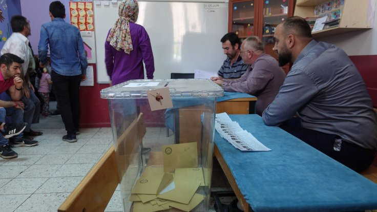 Suvarlı'da belediye başkanlığı seçimi