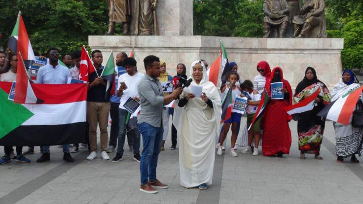 Sudan Askeri Konseyi, İstanbul'da protesto edildi