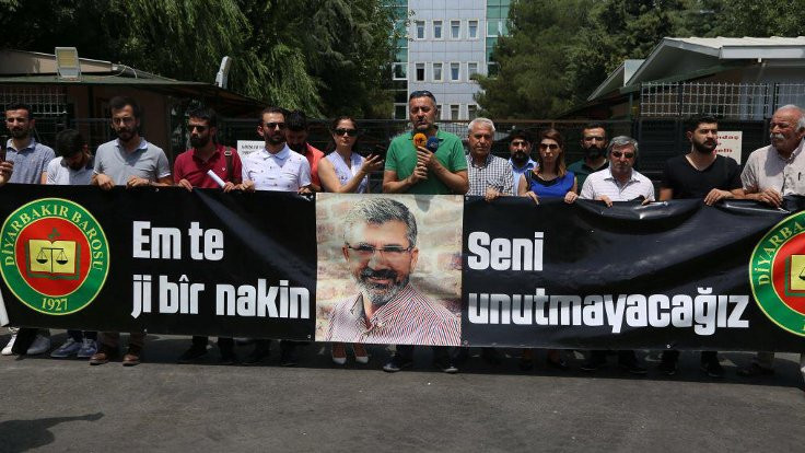 Diyarbakır Barosu: Gazeteci Aykol fikirlerinden dolayı tutuklandı