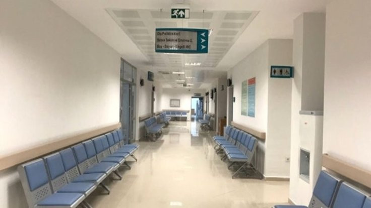Kimyasal madde iddiasıyla Ankara'da hastaneye girişler kapatıldı