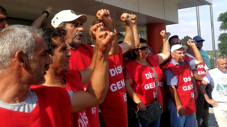 İzmir'de 'işimizi geri verin' eylemi 64'üncü gününde