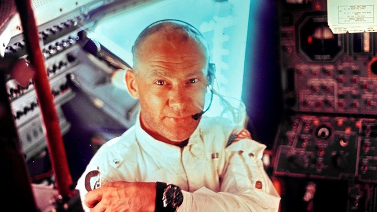 Neil Armstrong'un ailesine 6 milyon dolar tazminat
