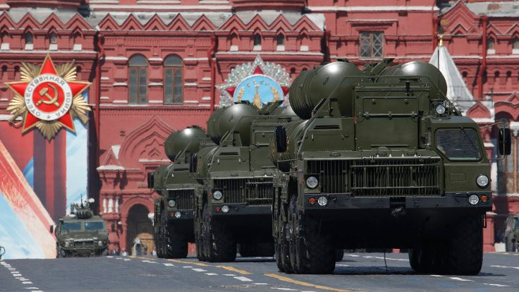'S-400'ler pazar yükleniyor' iddiası: Kremlin ser verip sır vermedi