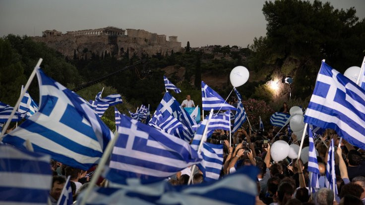 Yunanistan sandık başında: Çipras'ın işi zor, Yeni Demokrasi geri dönüyor