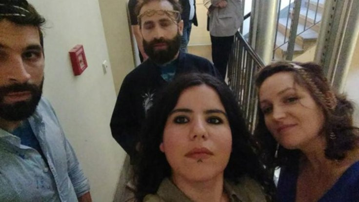Gözaltına alınan ressam ve gazeteci Zehra Doğan serbest bırakıldı