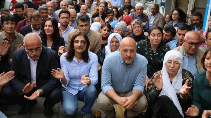 HDP'li Şık, Van'da kayyım eylemine katıldı: 2020'de iktidarda yoksunuz