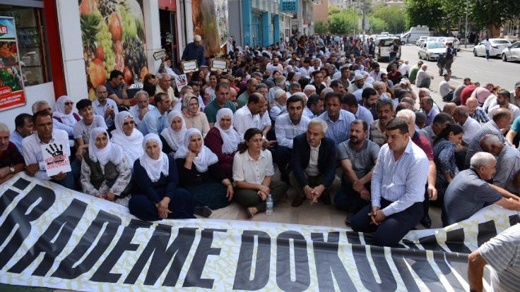 Diyarbakır’da kadınlar kayyımı protesto etti