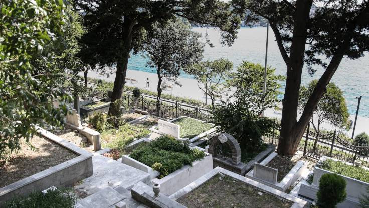 İstanbul'da en pahalı mezar yeri 30 bin lira - Sayfa 1