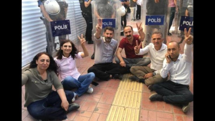HDP'li vekiller sivil itaatsizlik eyleminde