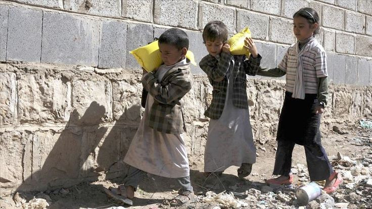 Yemen'de savaş nedeniyle bir yılda 335 çocuk öldü