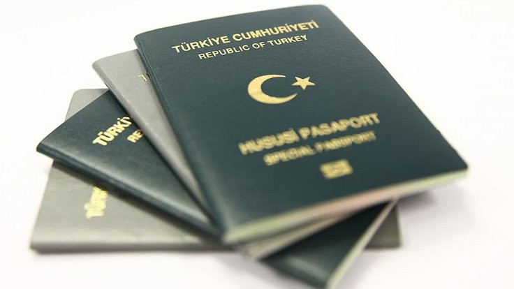 Turist rehberleri yeşil pasaport istiyor