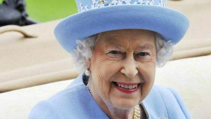 ABD'li turistler Kraliçe Elizabeth'i tanımamış