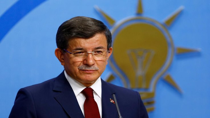 Ahmet Taşgetiren: Davutoğlu başbakanlık yaptı diye istifa ettirildi