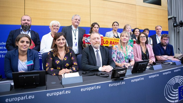 Avrupa Parlamentosu'nda 'Kürt Dostluk Grubu' kuruldu