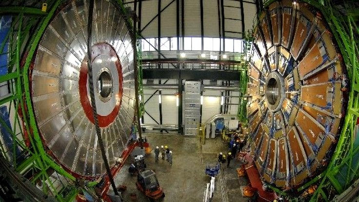 CERN iki parçacık bozunması tespit etti
