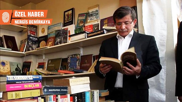 Davutoğlu'ndan 'felsefi' program