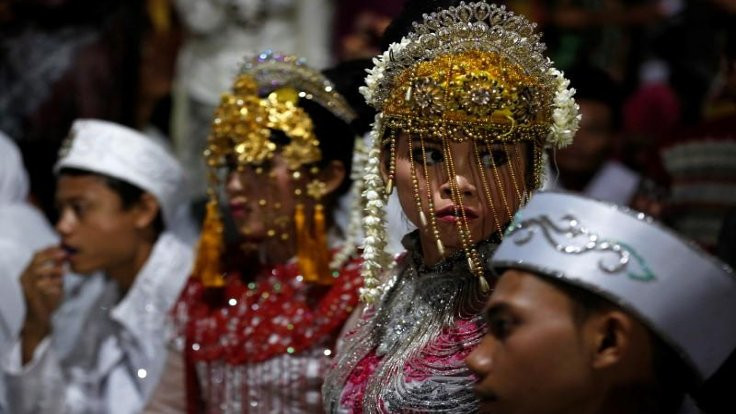 Endonezya'da evlilik yaşı 19'a yükseltildi