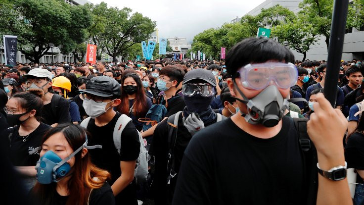 Protestocuların zaferi: Hong Kong'da Çin'e iade yasası geri çekildi