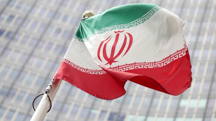 İran: Savaşa hazırız, ABD menzilimizde