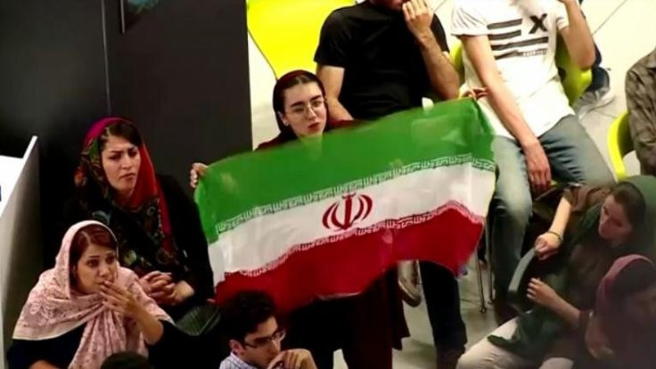 Kadın taraftar için İran'a heyet