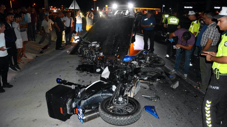 Motosikletler çarpıştı: 2 kişi öldü