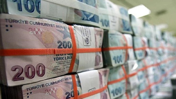 Hazine 3,8 milyar lira borçlandı