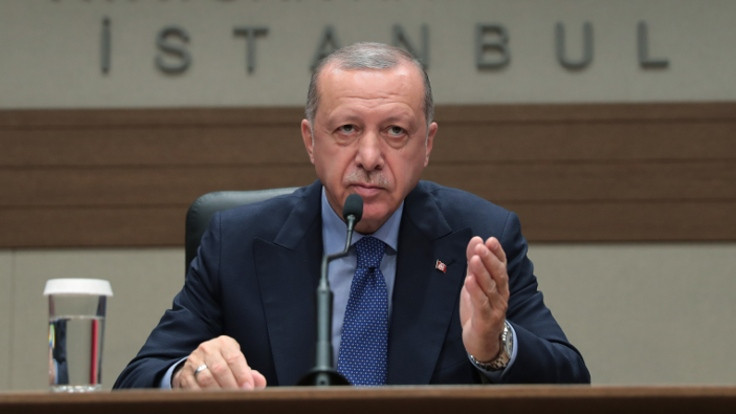 Erdoğan’a tepki: Gazetecileri azarlamayın